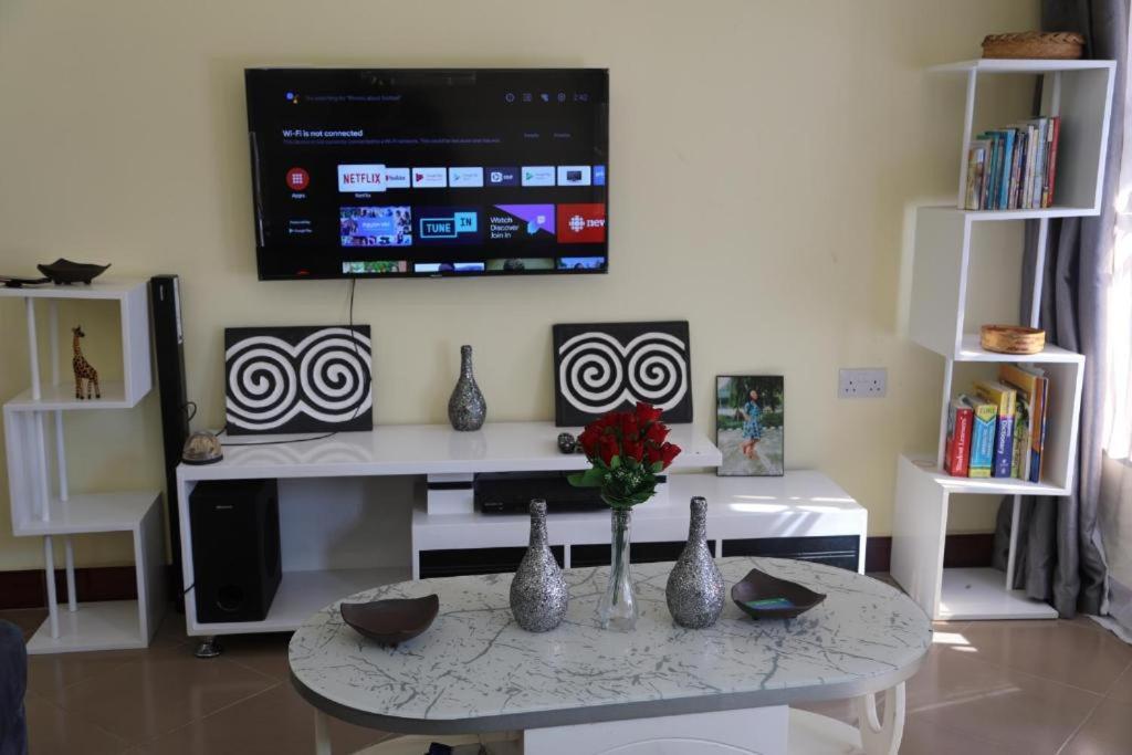Lovely Pearl Lulu Intercity Homes Дар ес Саалам Екстериор снимка